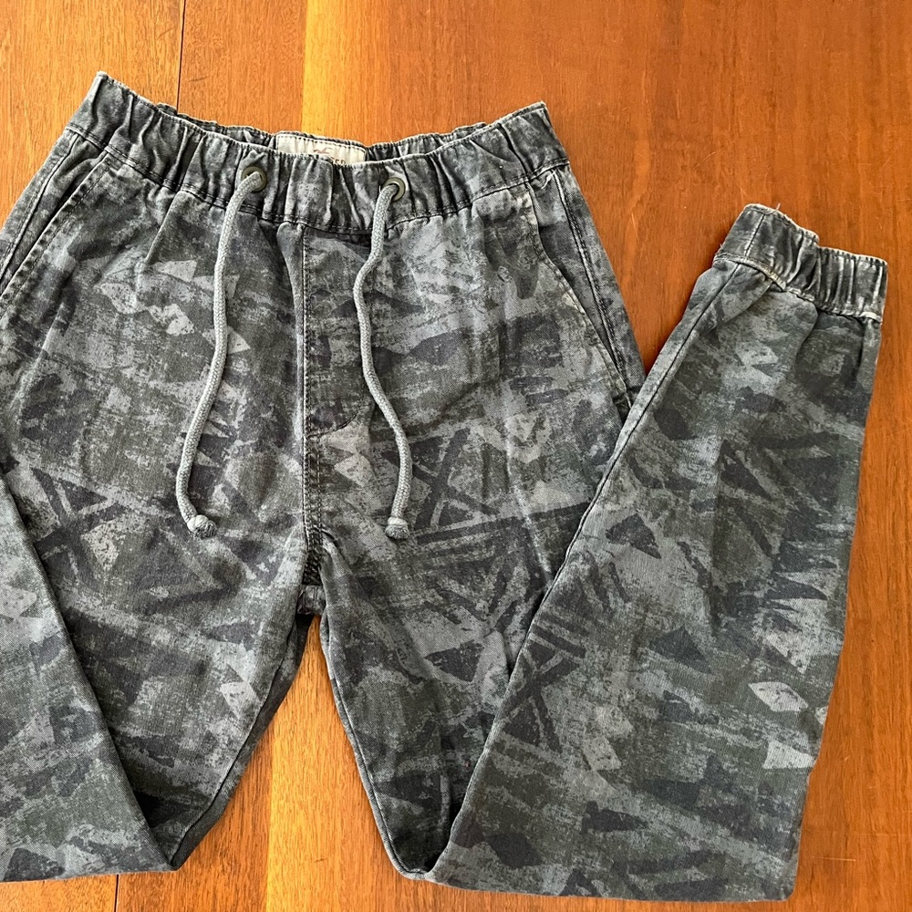 Men’s Hollister joggers